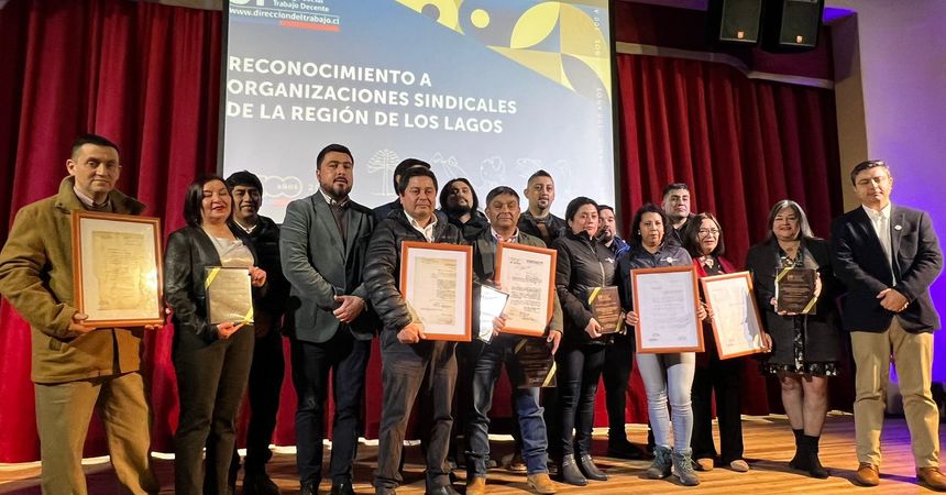 Hito centenario de Los Lagos reconoció la labor de los sindicatos con más trayectoria en la región